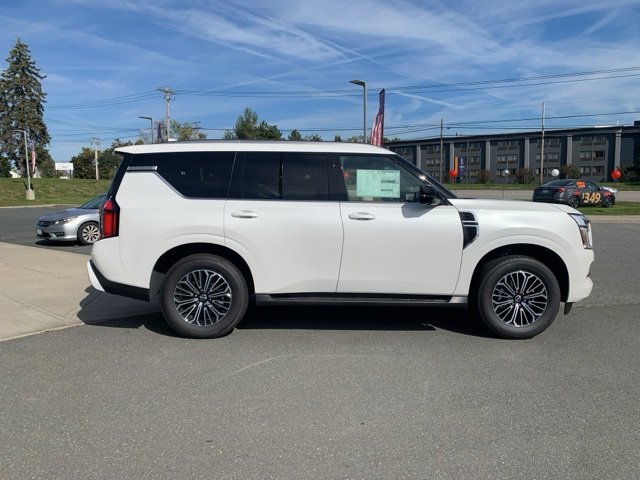 New 2026 Nissan Armada SL image 8