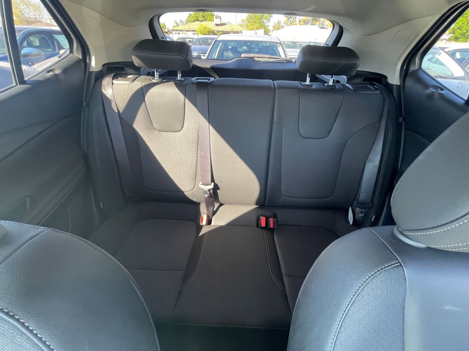 Used 2025 Buick Encore GX Preferred image 37