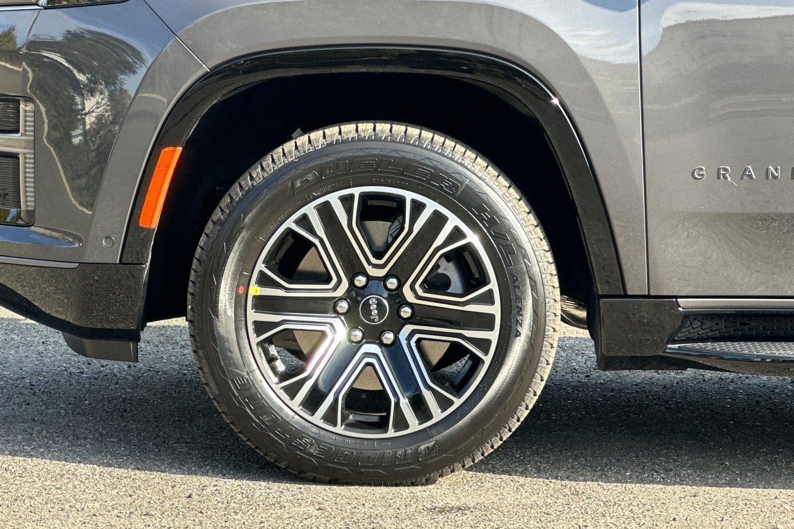 New 2026 Jeep Grand Wagoneer L 4WD image 26