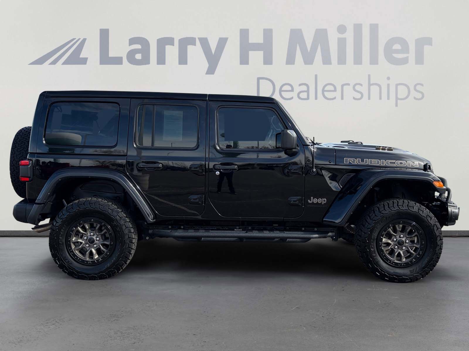 Used 2023 Jeep Wrangler Unlimited Rubicon 392 w/ Trailer Tow Package image 7