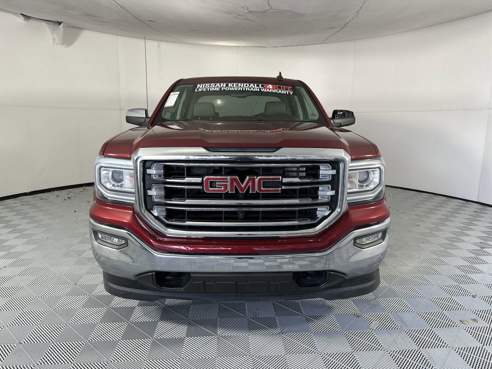 Used 2018 GMC Sierra 1500 SLT w/ SLT Premium Package image 3