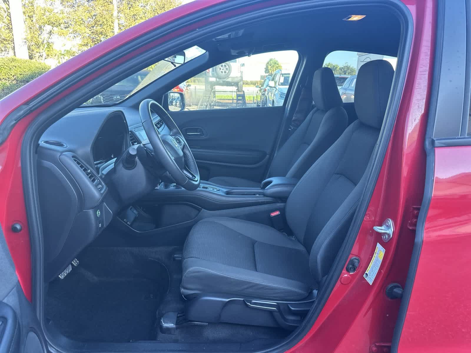 Certified 2022 Honda HR-V Sport image 2
