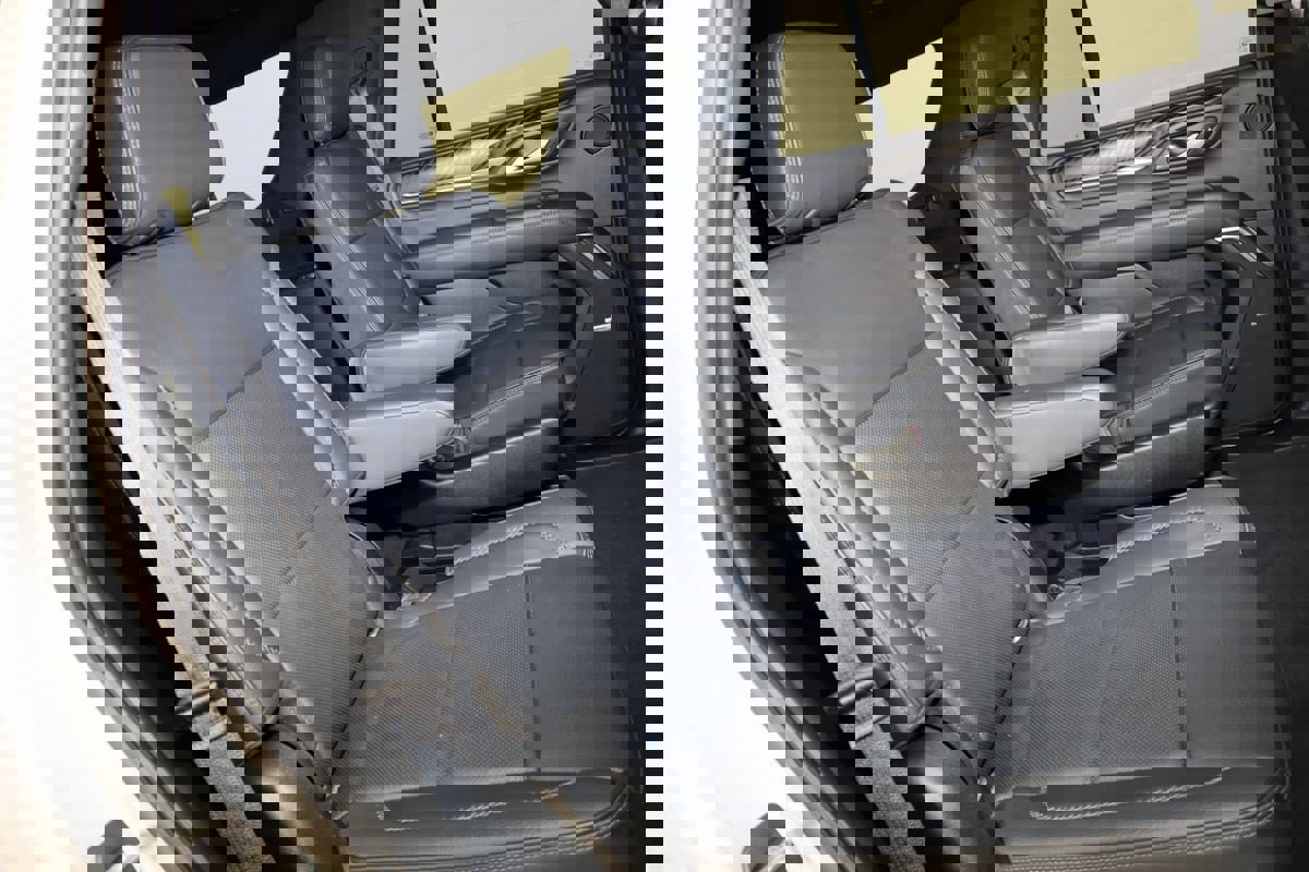 Used 2021 GMC Yukon Denali w/ Denali Ultimate Package image 44