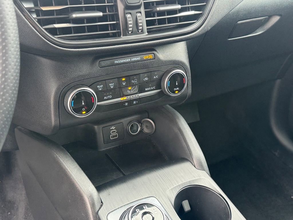 Used 2025 Ford Escape ST-Line image 22