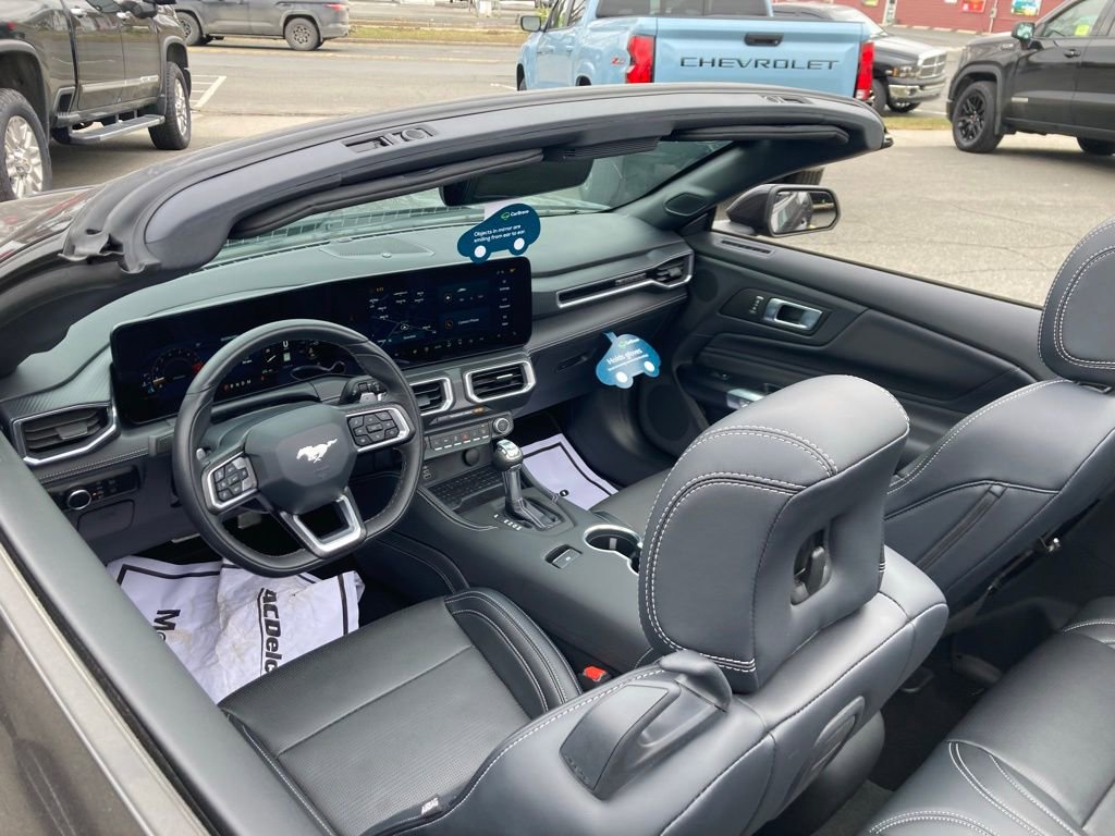 Used 2024 Ford Mustang GT Premium image 18