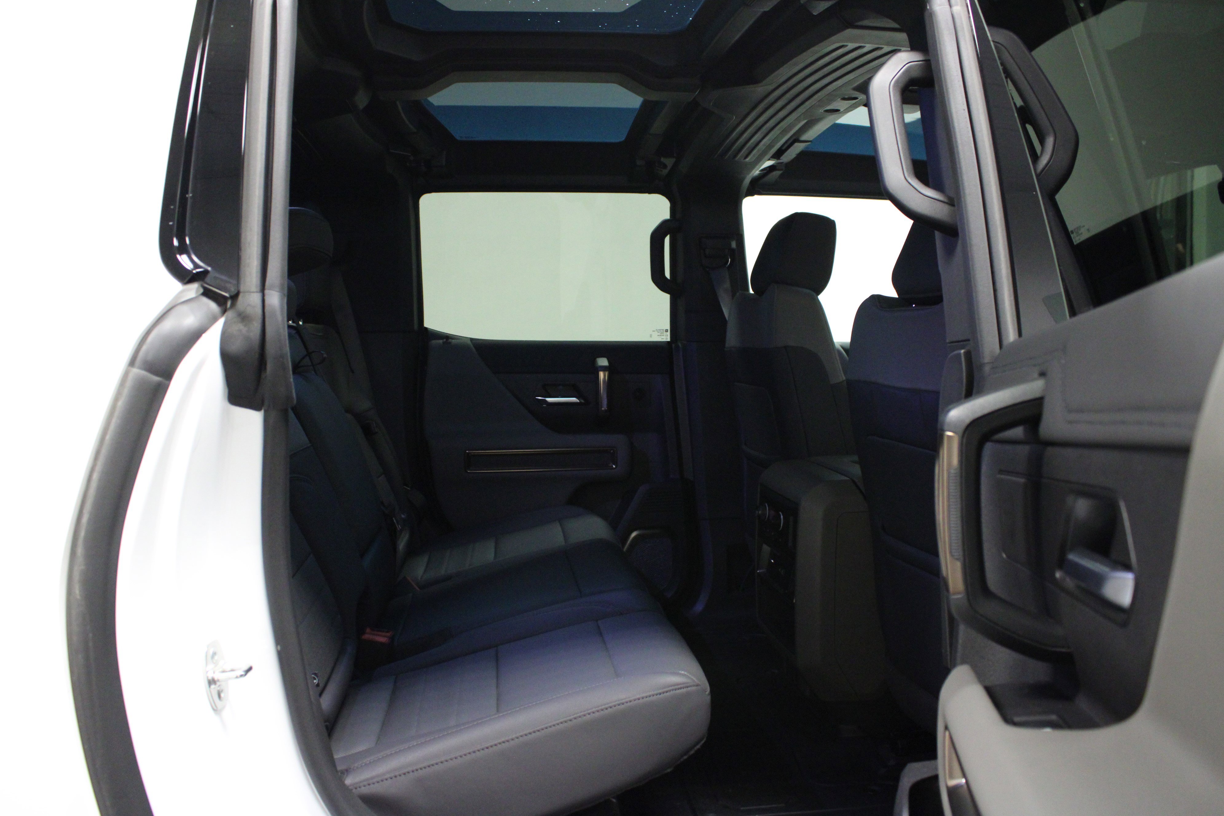 Used 2025 GMC Hummer EV 3X w/ LPO, Sport Package image 15