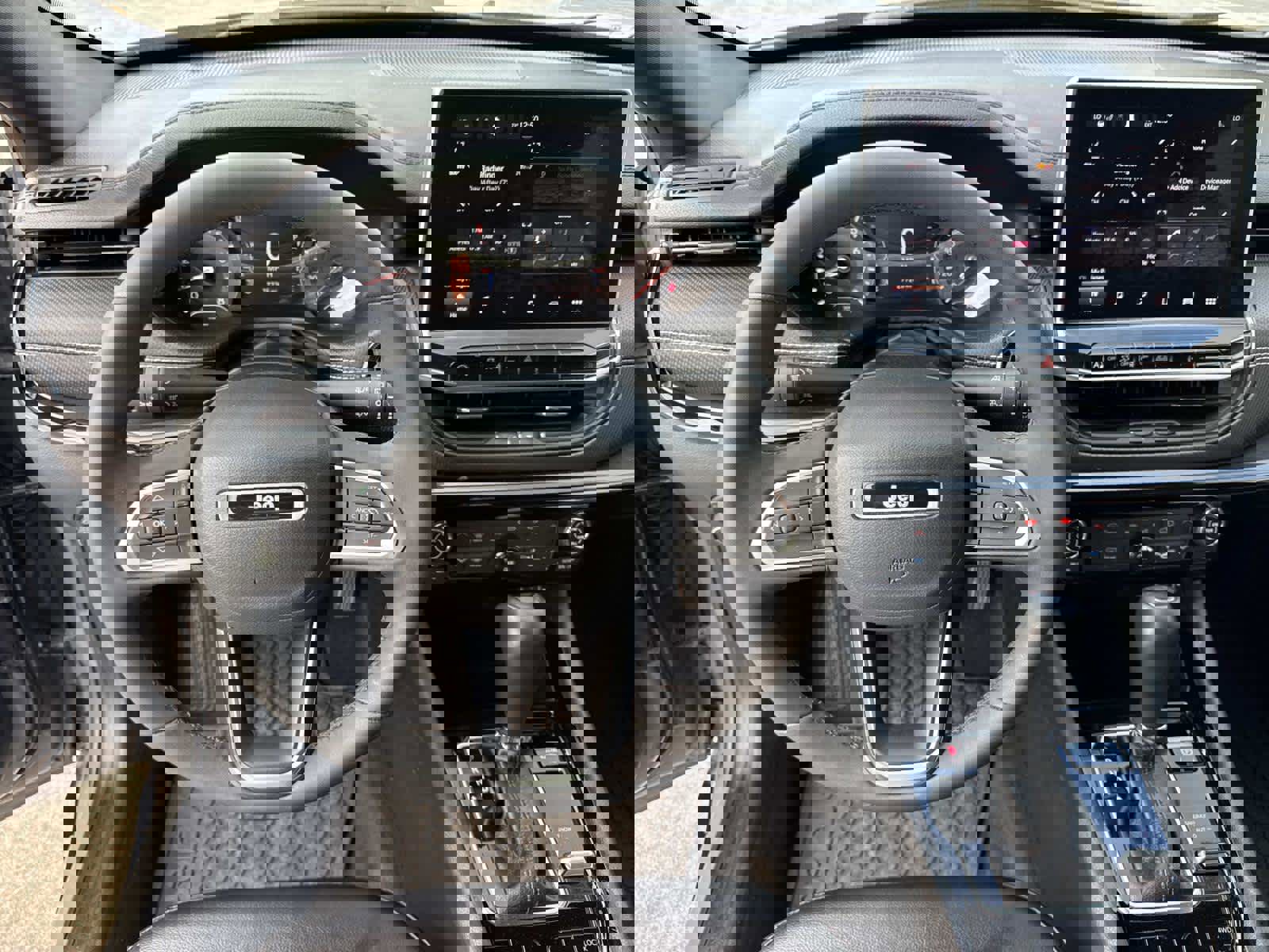 Used 2023 Jeep Compass Altitude w/ Sun and Sound Group image 38