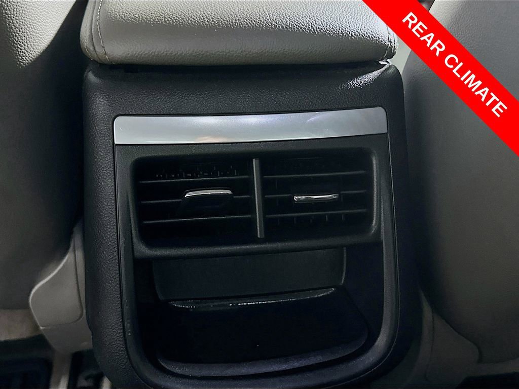 Used 2015 Chevrolet Impala LT image 20
