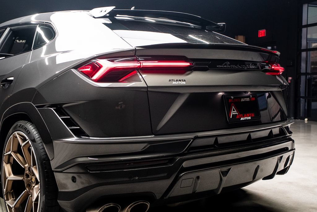 Used 2023 Lamborghini Urus Performante AWD/4WD image 27
