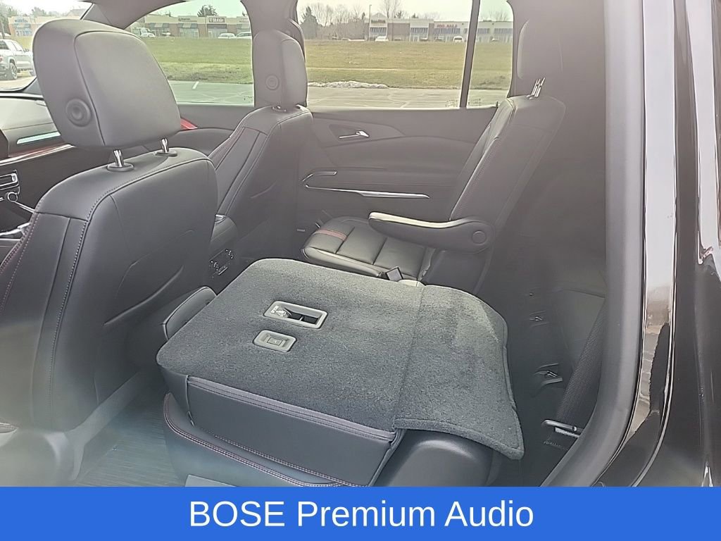 Used 2025 Chevrolet Traverse RS w/ LPO, Floor Liner Package image 14