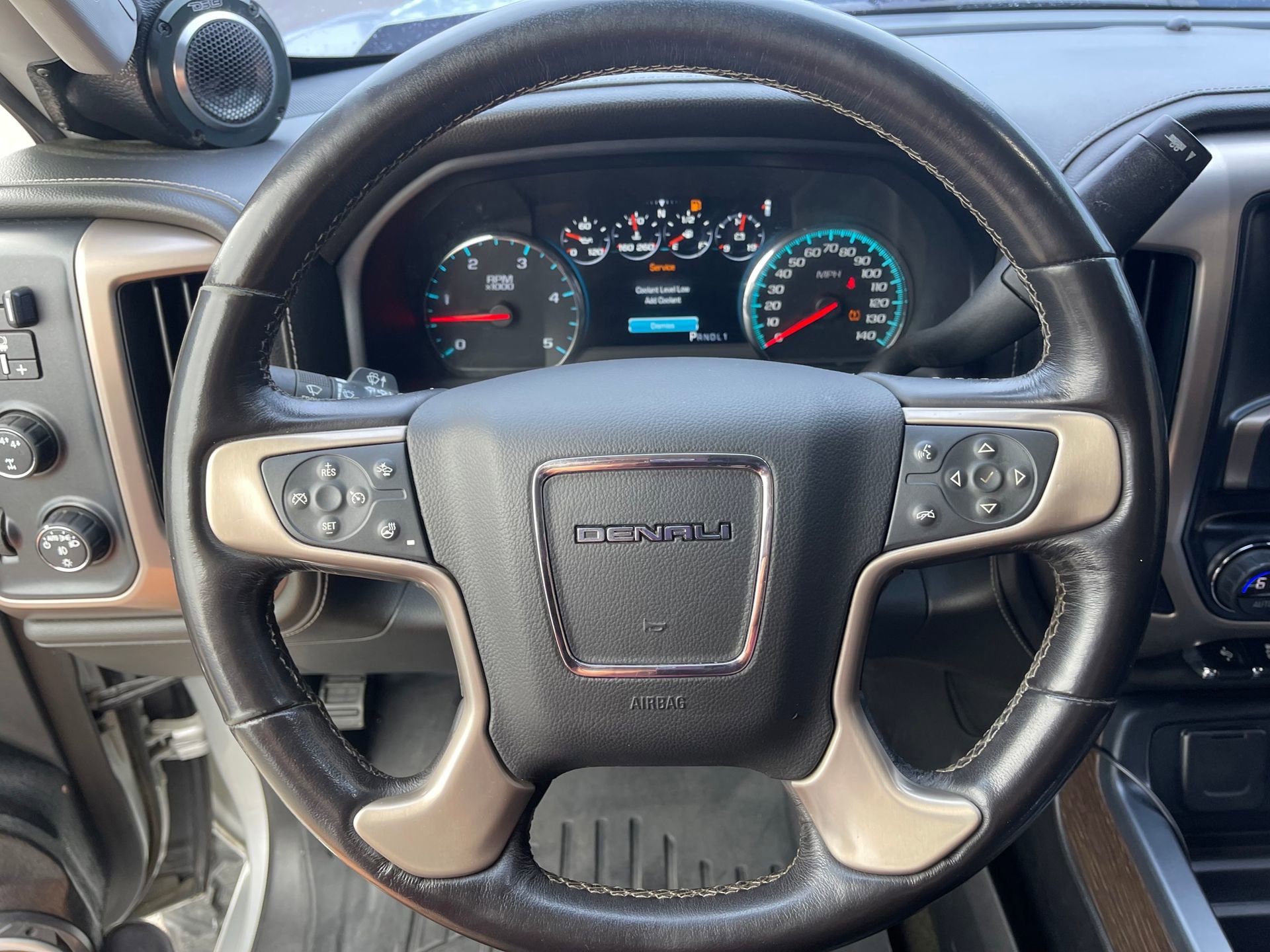 Used 2018 GMC Sierra 2500 Denali w/ Duramax Plus Package AWD/4WD image 15