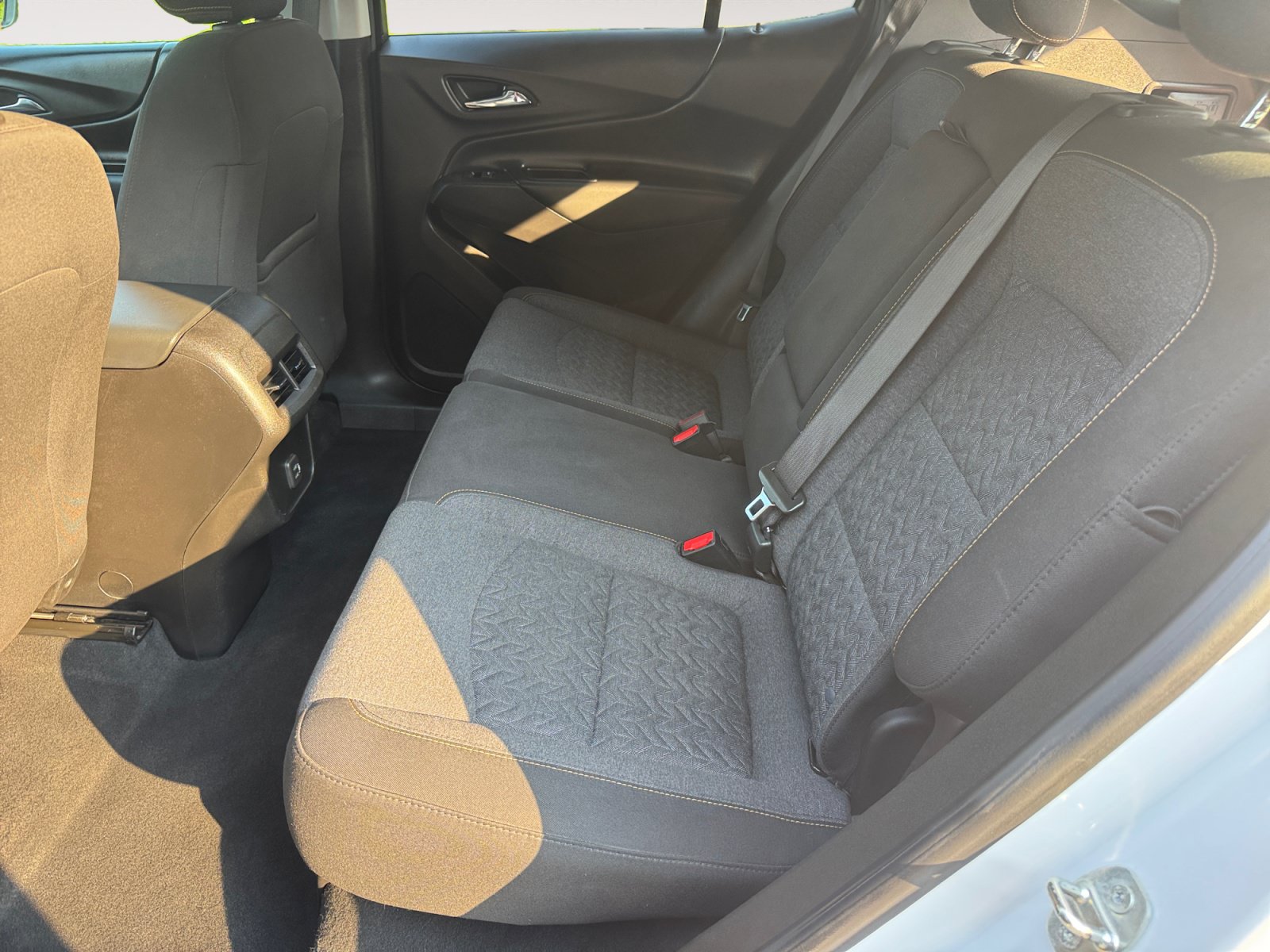 Used 2022 Chevrolet Equinox LT AWD/4WD image 14