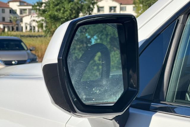 Used 2024 Chevrolet Suburban LT image 55