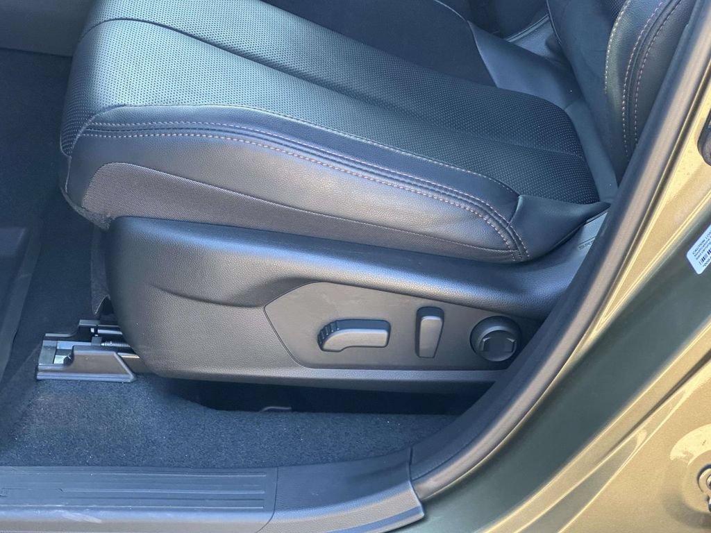 Certified 2025 Subaru Forester Touring AWD/4WD image 15