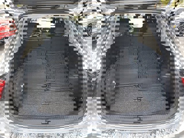 Certified 2023 Volkswagen Tiguan SE image 7