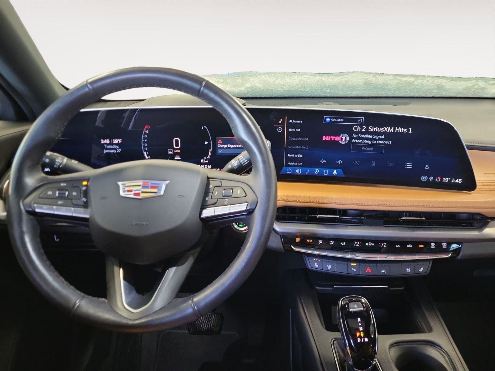 Used 2024 Cadillac XT4 Premium Luxury w/ Technology Package image 13