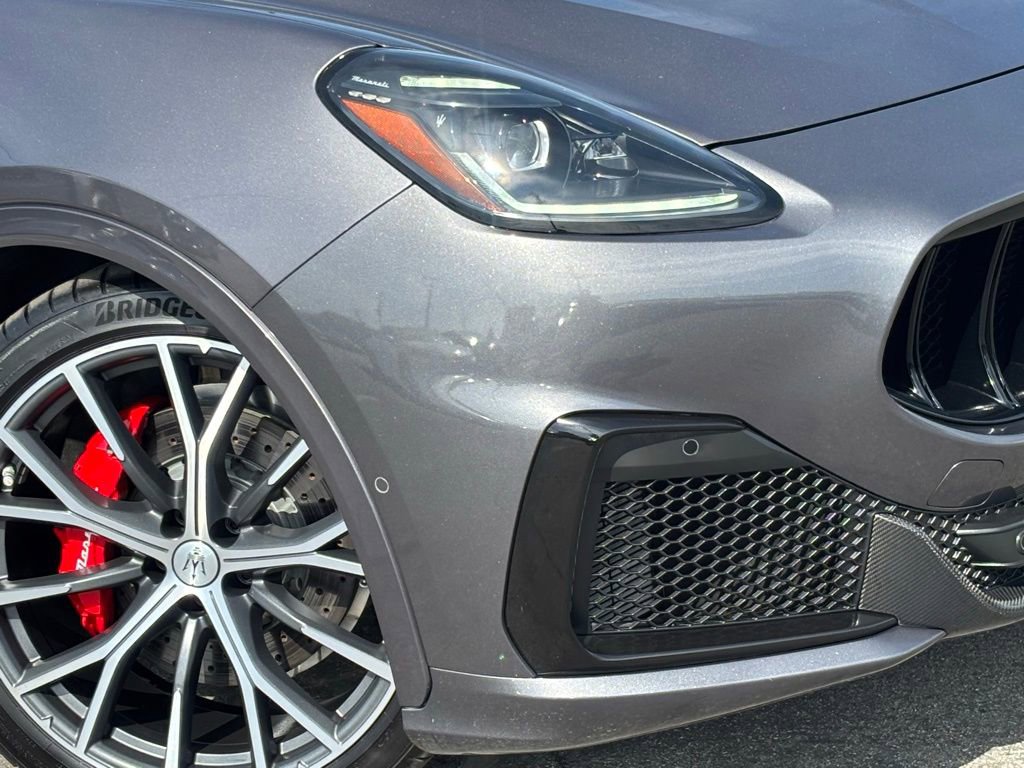 Used 2024 Maserati Grecale Trofeo image 8