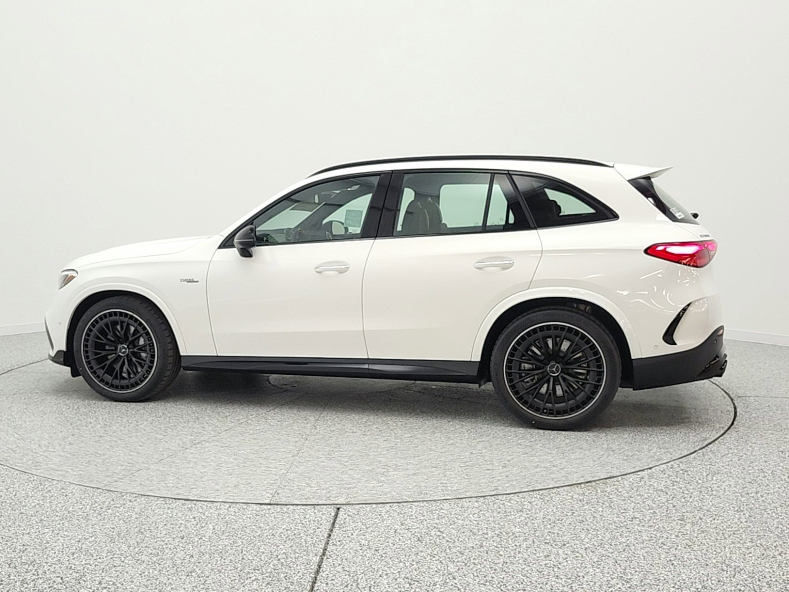 New 2026 Mercedes-Benz GLC 43 AMG 4MATIC image 8
