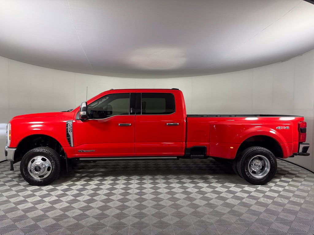 Used 2024 Ford F350 Lariat w/ Lariat Ultimate Package AWD/4WD image 6