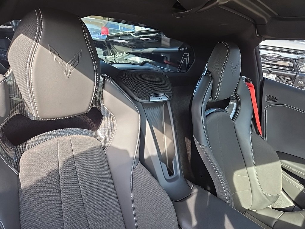 Used 2023 Chevrolet Corvette Stingray Coupe w/ Z51 Performance Package image 30