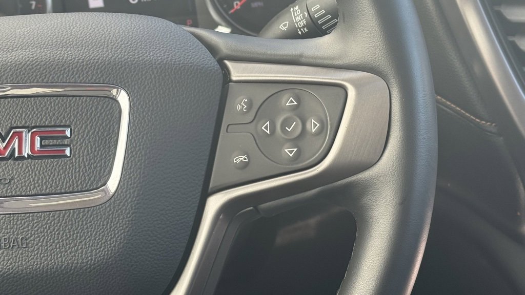 Used 2023 GMC Acadia AT4 w/ Preferred Package image 19