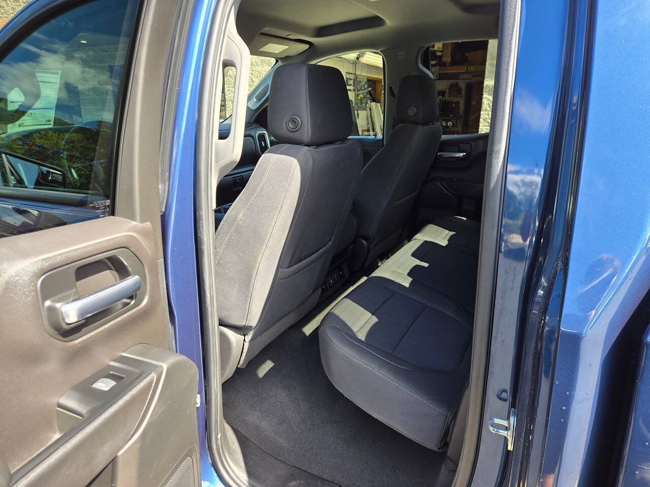 Used 2019 Chevrolet Silverado 1500 LT w/ All-Star Edition AWD/4WD image 10