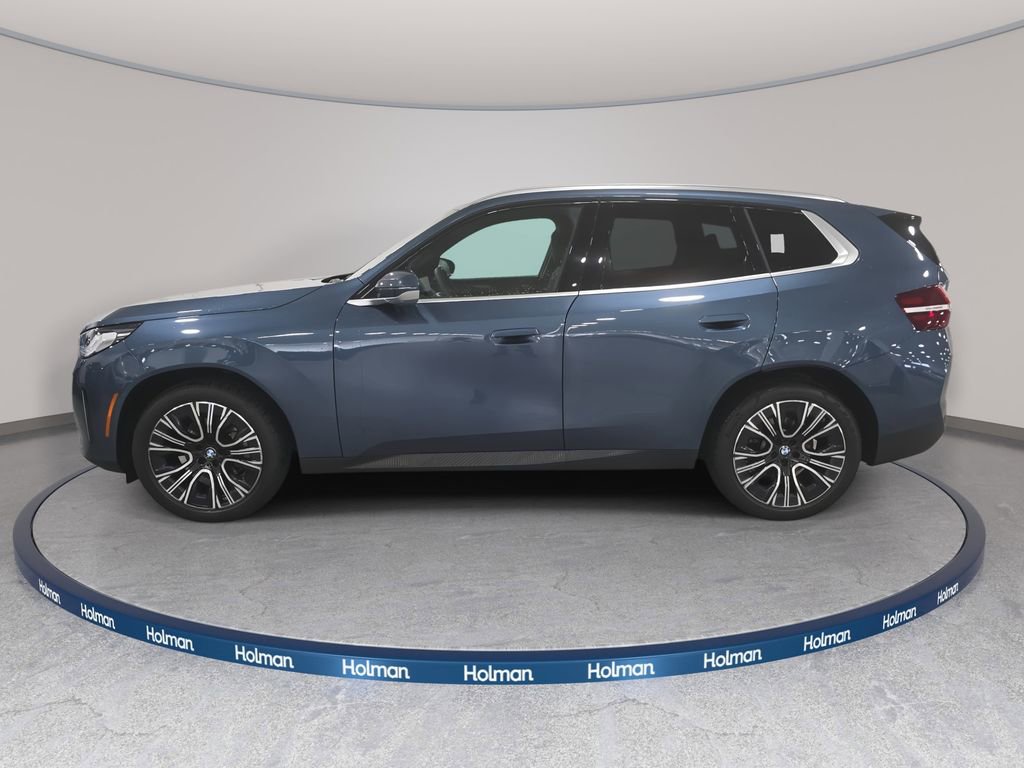 Certified 2025 BMW X3 xDrive30i w/ M Sport Package image 8