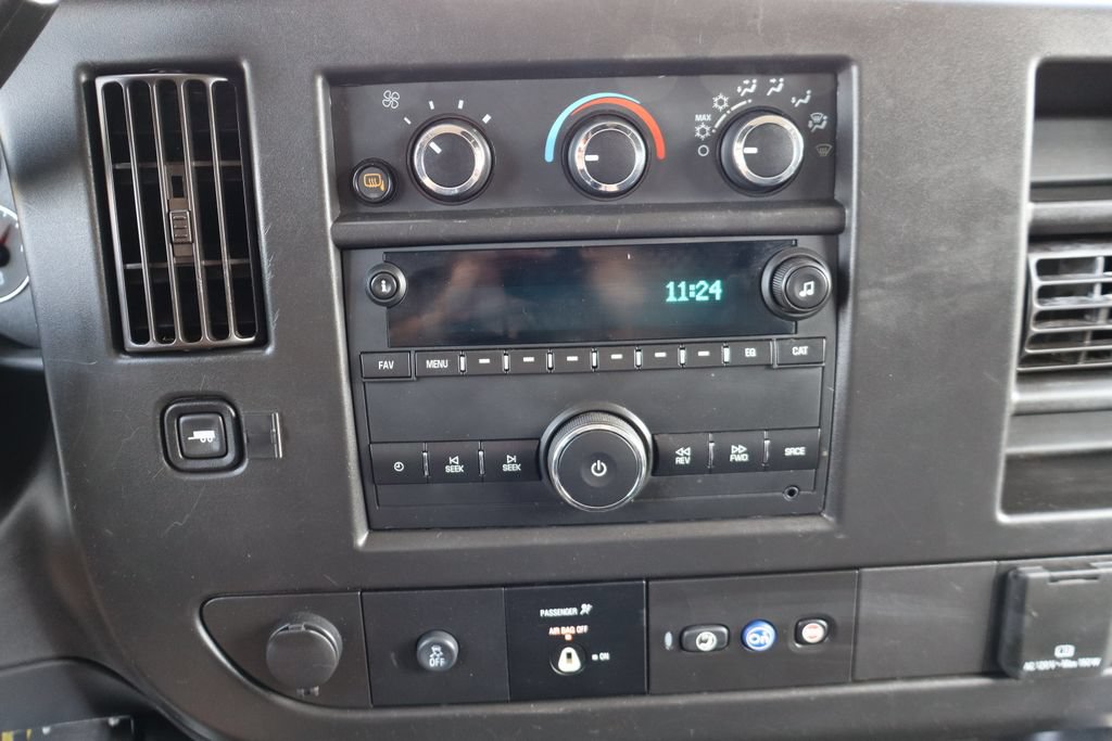 Used 2021 Chevrolet Express 2500 w/ Driver Convenience Package RWD image 6