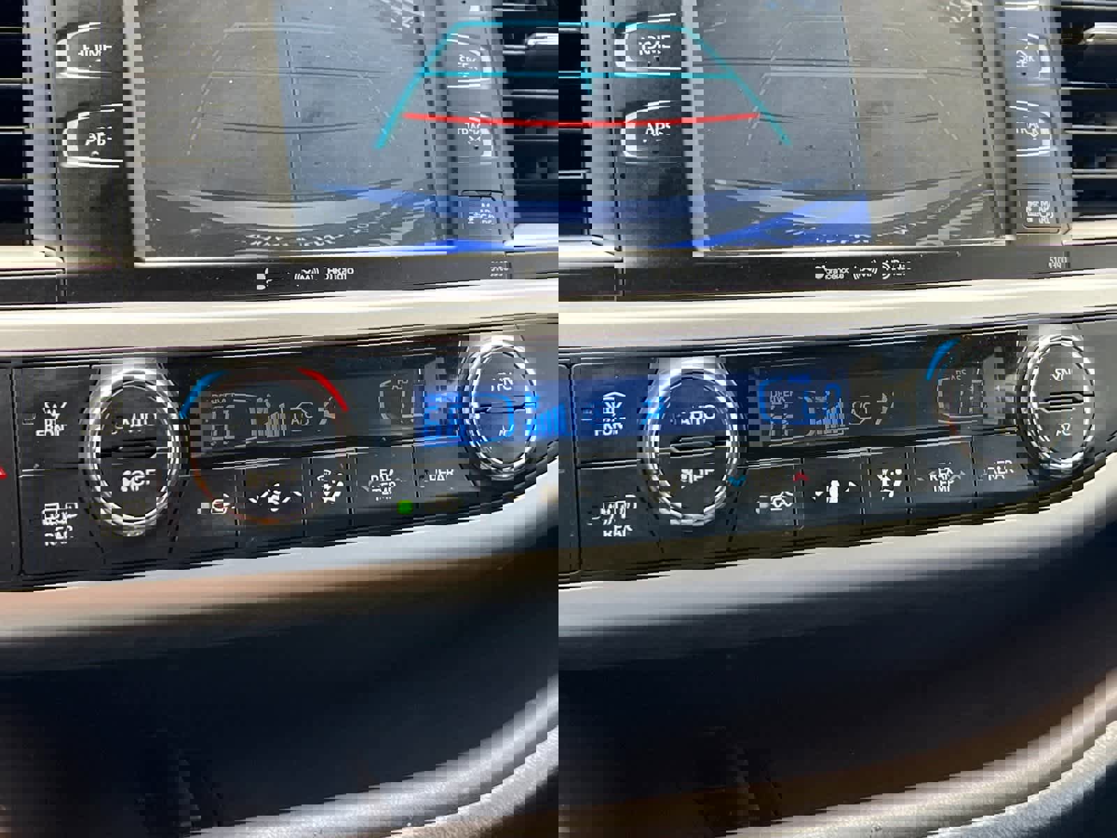 Used 2019 Toyota Highlander XLE image 21