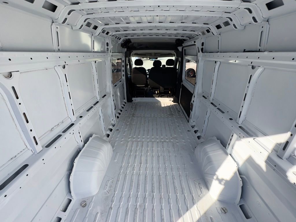 Used 2025 RAM ProMaster 3500 w/ Crew Van Package image 7