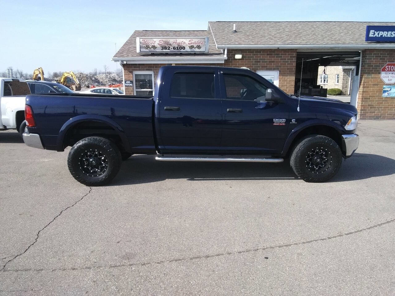 Used 2012 RAM 3500 ST w/ Chrome Appearance Group image 2