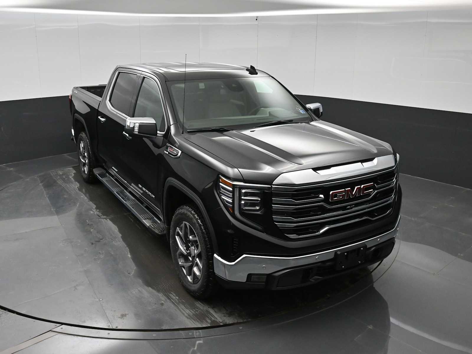 New 2026 GMC Sierra 1500 SLT w/ SLT Premium Plus Package AWD/4WD image 28