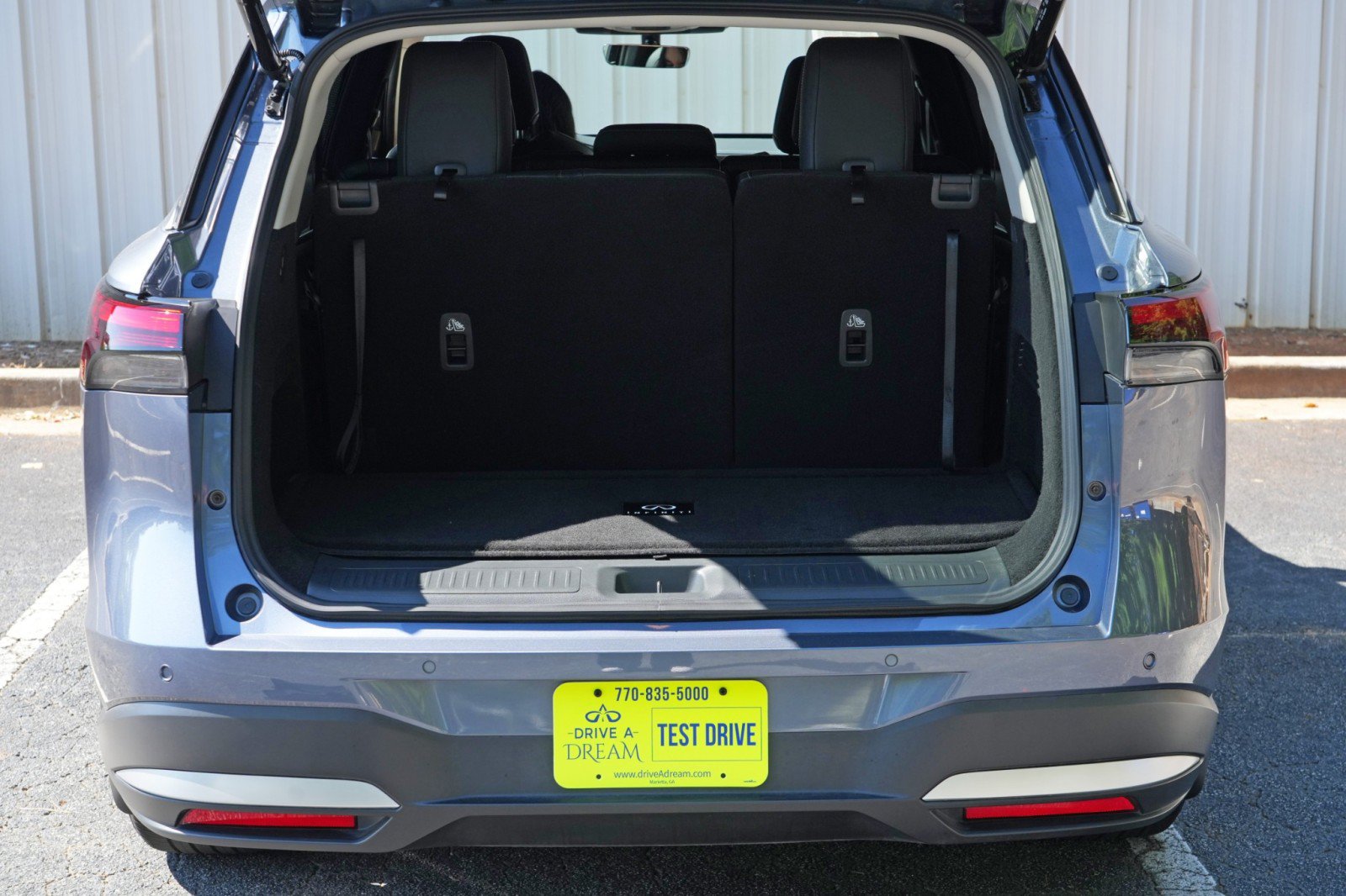 Used 2026 INFINITI QX60 Luxe w/ Cargo Package FWD image 10