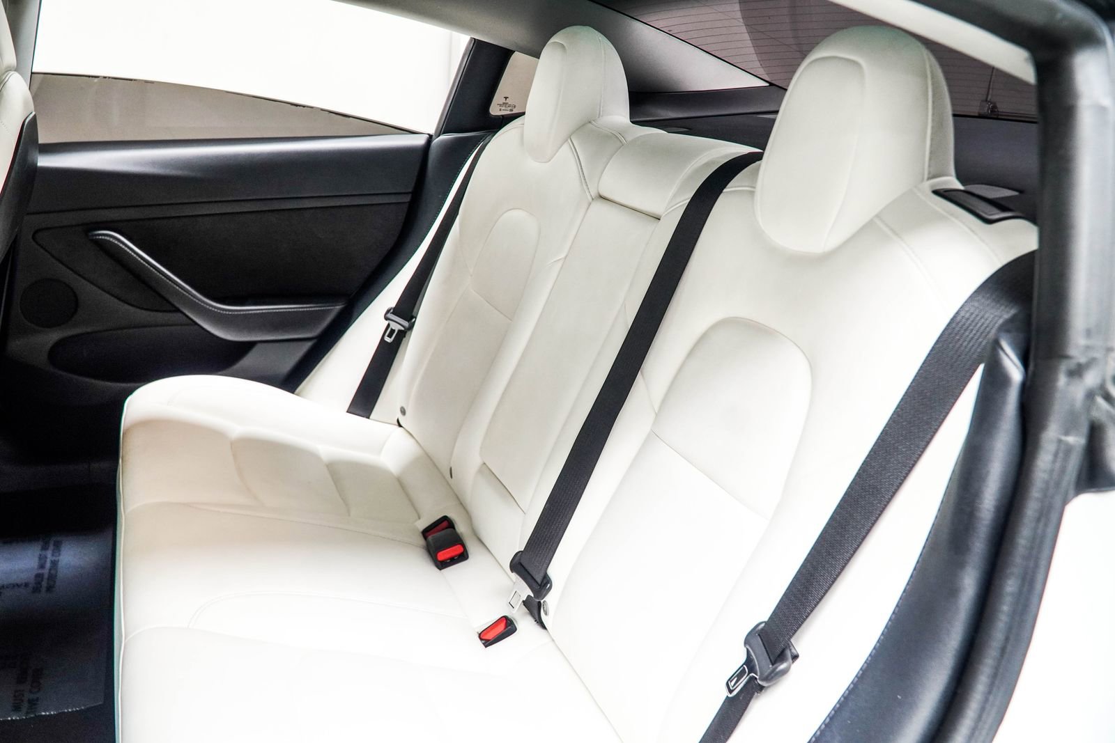 Used 2021 Tesla Model 3 Standard Range Plus image 32