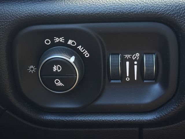 Used 2019 RAM 1500 Big Horn AWD/4WD image 41