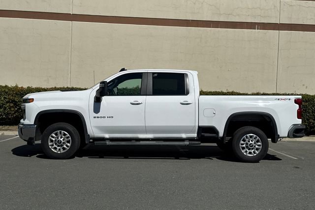 Used 2025 Chevrolet Silverado 2500 LT w/ Convenience Package image 7