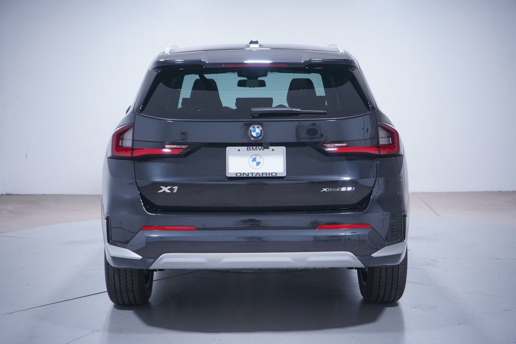 Used 2026 BMW X1 xDrive28i image 5