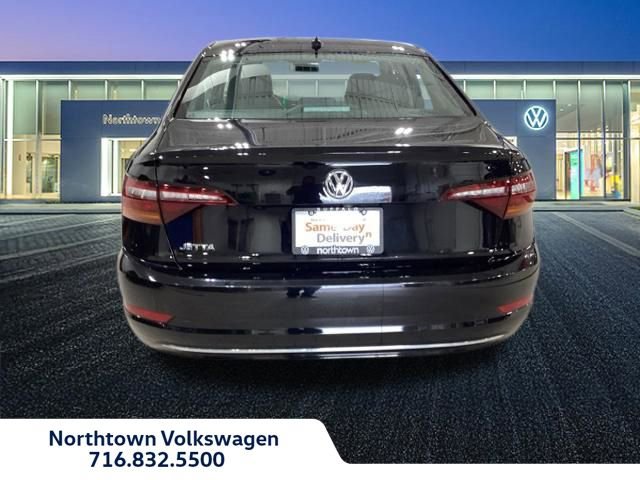 Used 2019 Volkswagen Jetta S w/ Driver Assistance Package FWD image 3