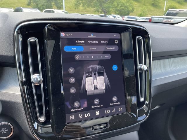 New 2026 Volvo XC40 B5 Plus w/ Climate Package AWD/4WD image 28
