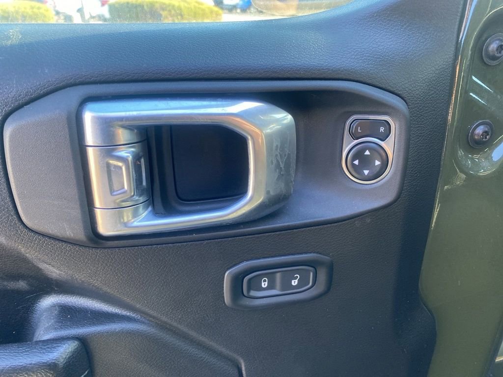 Used 2024 Jeep Wrangler Unlimited w/ Convenience Group image 11