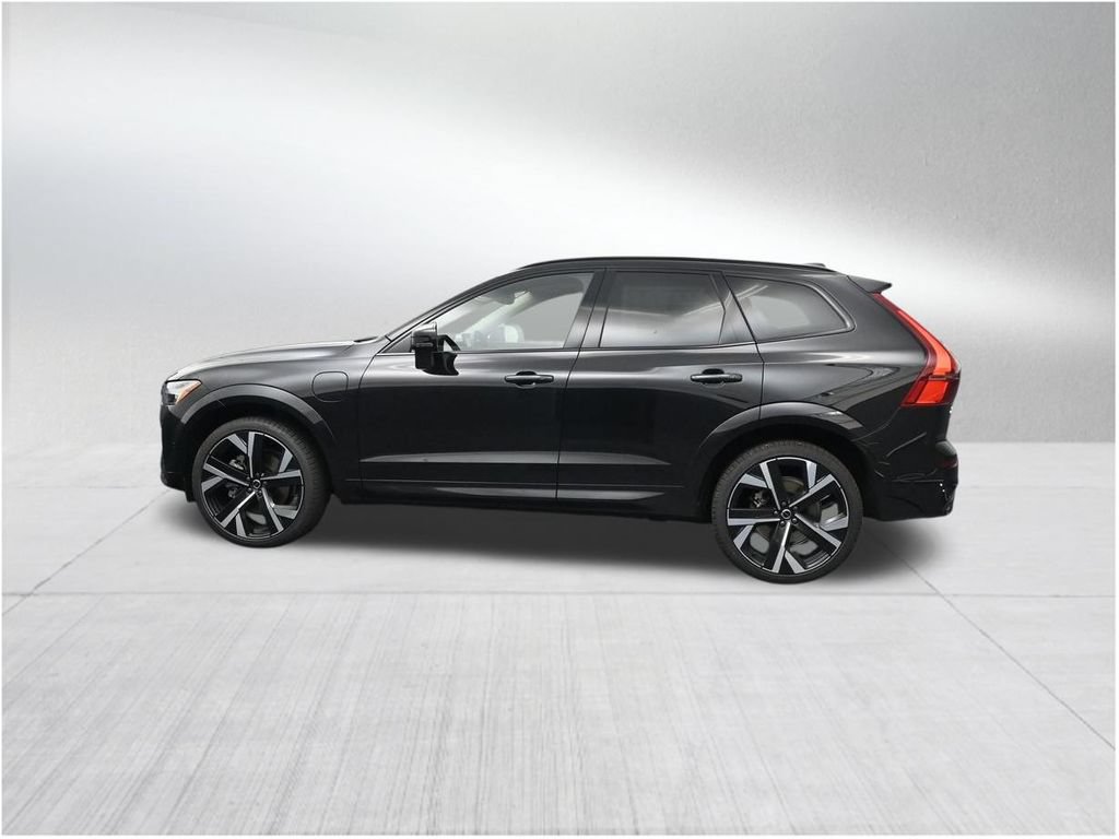 New 2026 Volvo XC60 T8 Ultra AWD/4WD image 2