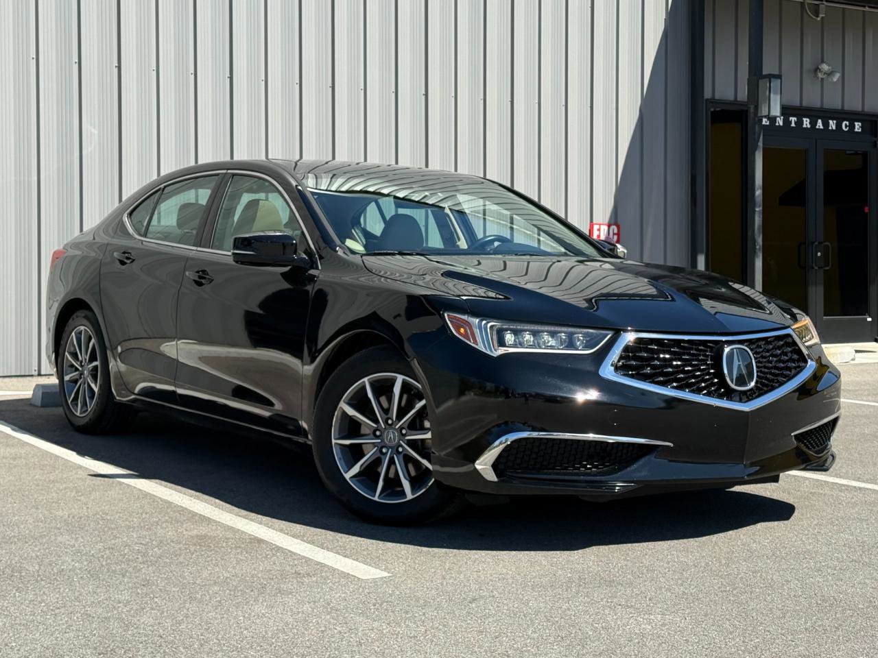 Used 2020 Acura TLX image 3