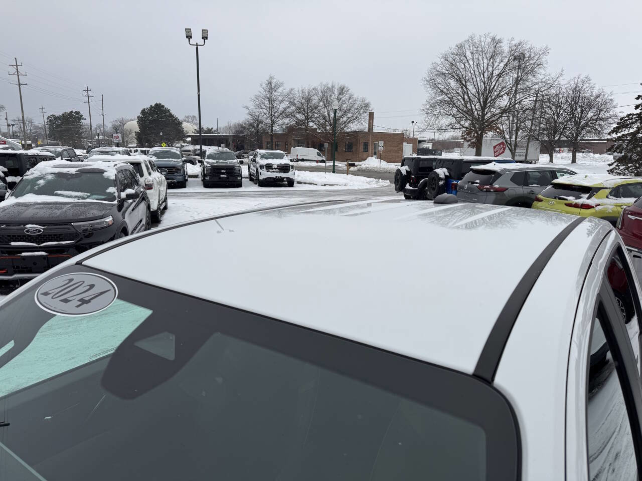 Used 2024 GMC Canyon AT4 w/ Technology Package image 21