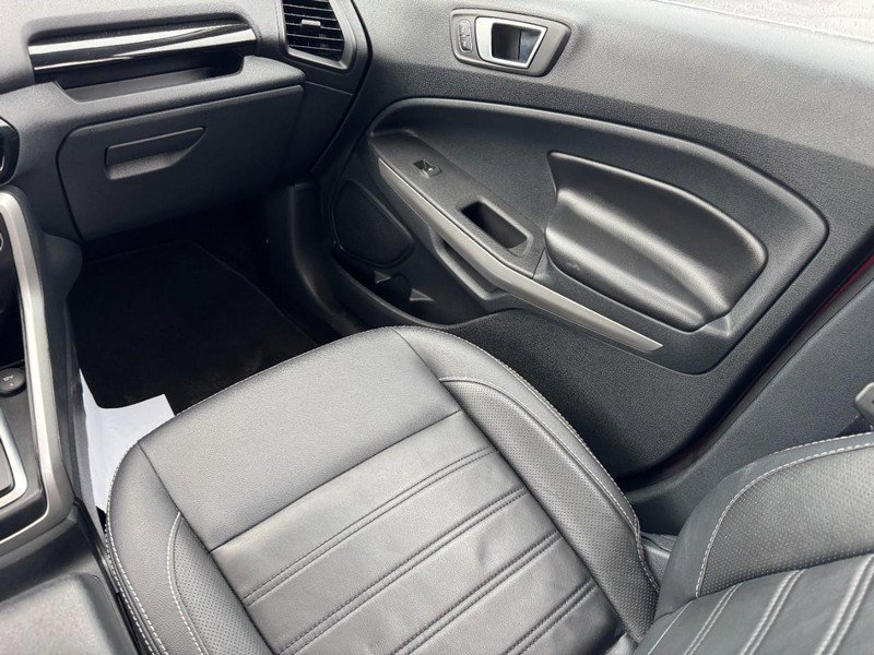 Used 2020 Ford EcoSport Titanium image 14