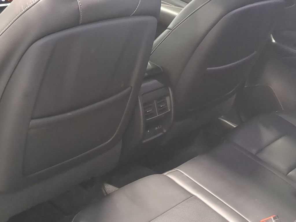 Used 2024 Cadillac XT4 Premium Luxury AWD/4WD image 18
