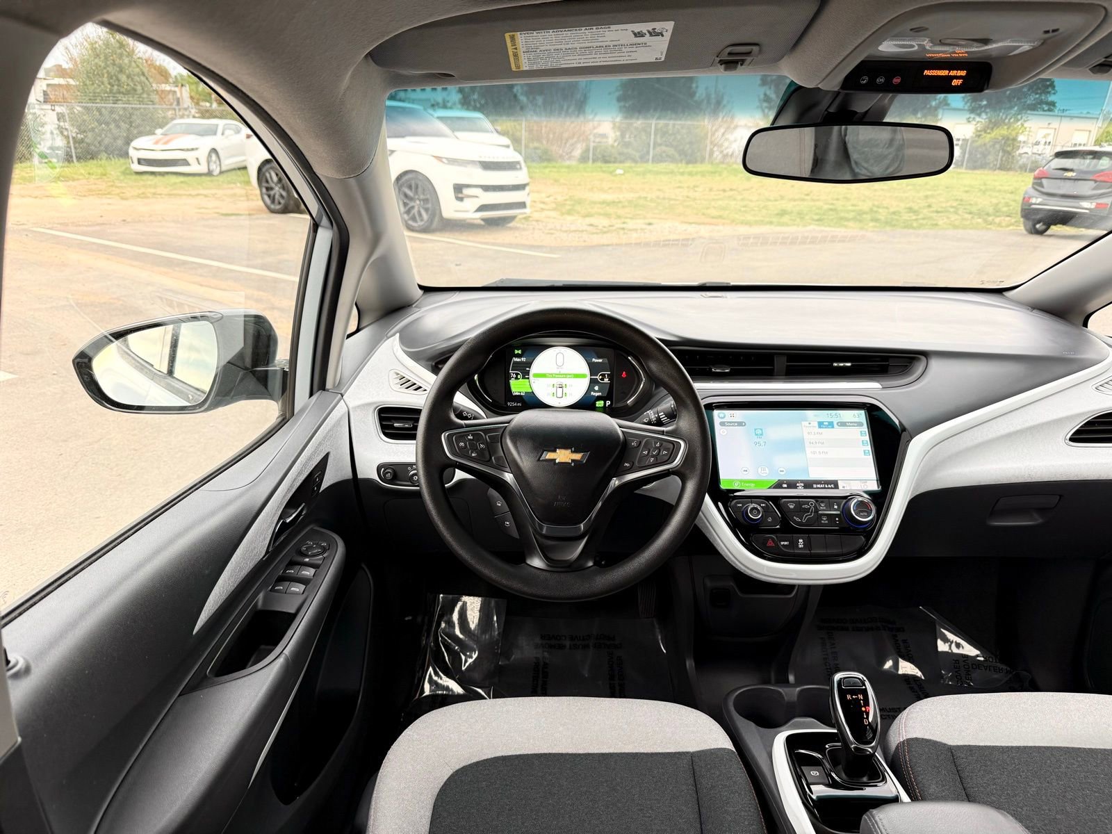 Used 2018 Chevrolet Bolt LT FWD image 27