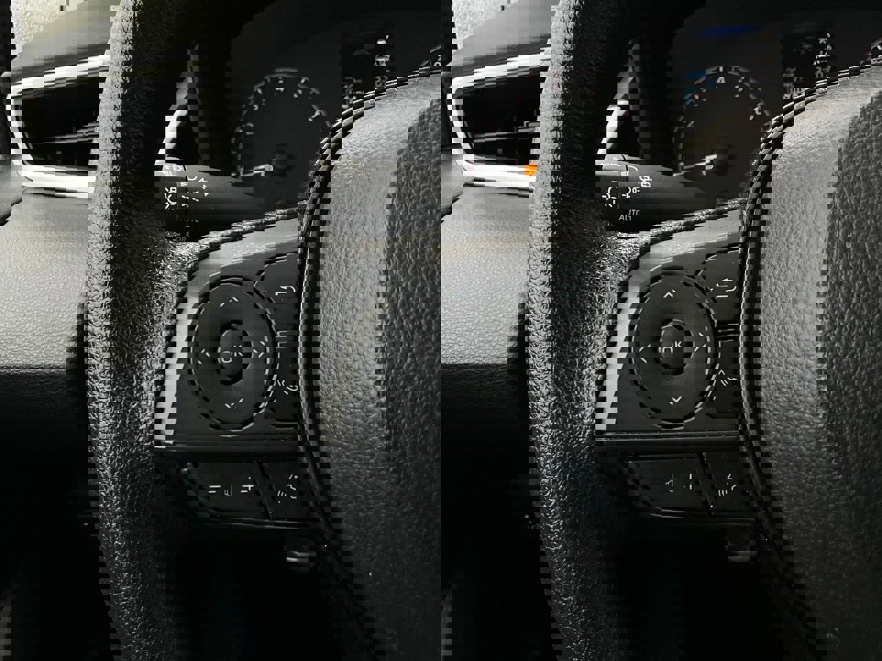 Used 2024 Toyota Corolla LE image 29