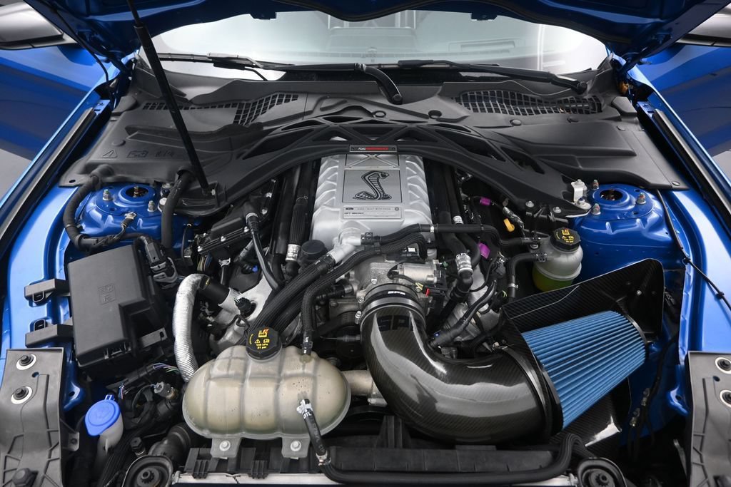 Used 2021 Ford Mustang Shelby GT500 w/ Technology Package RWD image 19