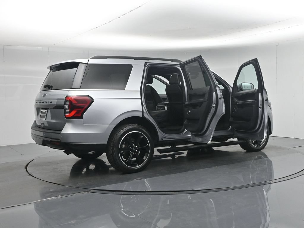 Certified 2023 Ford Expedition Limited AWD/4WD image 6