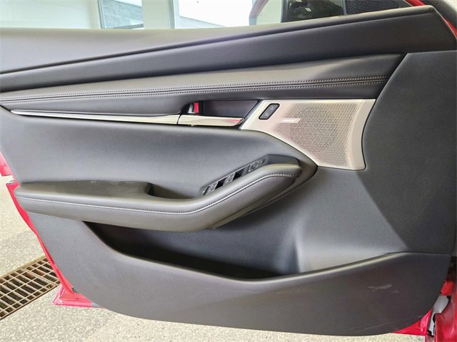 New 2025 MAZDA MAZDA3 Hatchback w/Premium Plus Pkg image 25